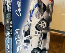 Mattel Brick Shop Hot wheels Corvette