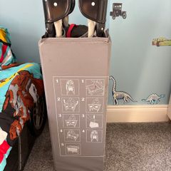 Baby travel cot