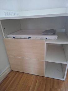 Bahy changing Unit with drawers from Ikea