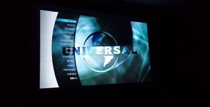Optoma Projector + 100inch Primeview Electric Screen Combo