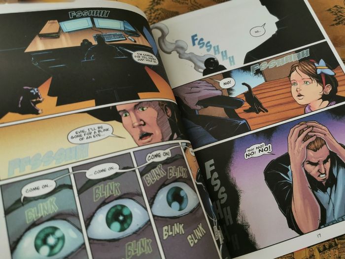 Username: Regenerated ! Hand Signed by an Author ! AUTOGRAPH ! 2016 !2016 by Hodder & Stoughton !