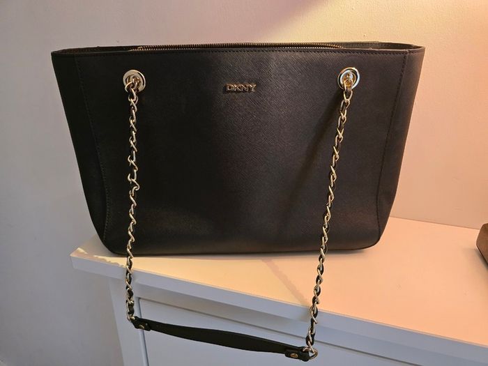 Ladies DKNY Bag