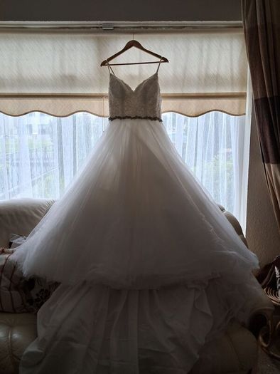 wedding dress