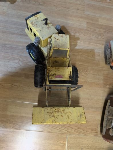 Vintage 1960s/70s Mighty Tonka Loader #3920 - Yellow Steel Bucket