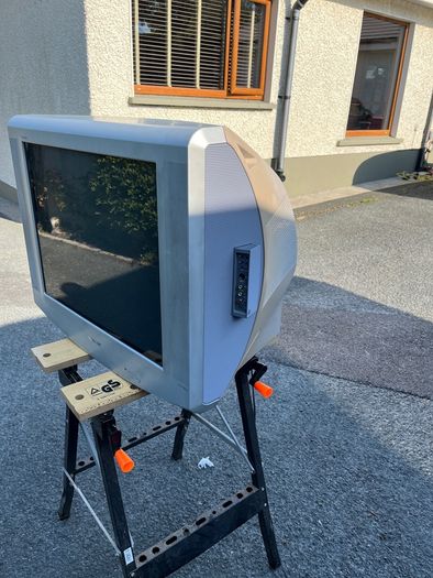Sony Trinitron CRT Retro Gaming 4:3