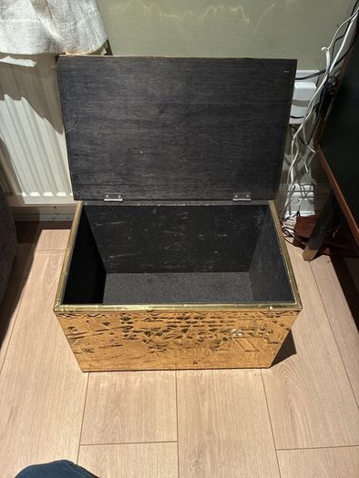 gold fireside box