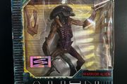 Hasbro Alien Resurrection Warrior Alien Figure