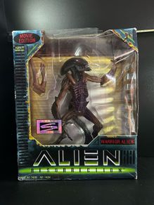 Hasbro Alien Resurrection Warrior Alien Figure