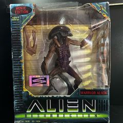 Hasbro Alien Resurrection Warrior Alien Figure
