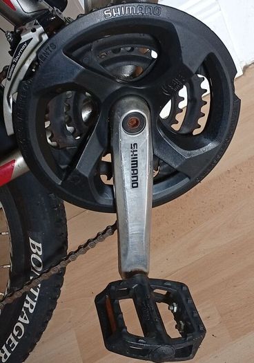 TREK 3500 ((26"))-((21 SPEED))-((Lightweight))