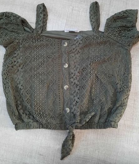 brand new girls Blouse size 12-13 years