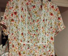 Floral blouse size 12