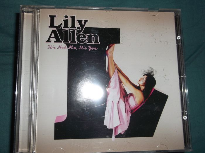 Lily Allen - It's Not Me, It's You CD