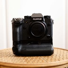 Fujifilm X-H1 and Battery grip