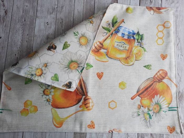 Set of 6 Placemats Double-sided. Resin coated cotton. Handmade