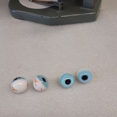 Glass eyes