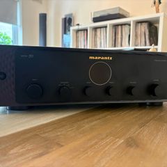 Marantz Model 50 Integrated Amplifier Black