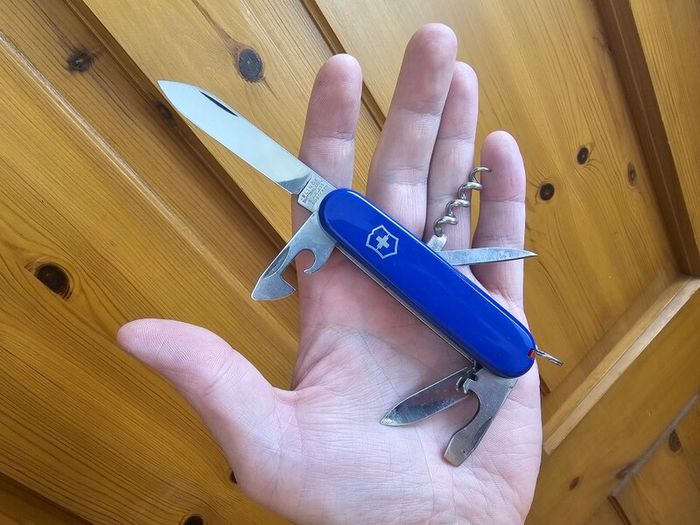 Vintage Elinox Stamp Discontinued Victorinox 91mm Standard model with Modern handles installed