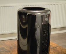 Apple Mac Pro 6.1 Xeon E5 2667 8Core 64GB RAM D700 X2