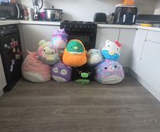 8 big squishmallows