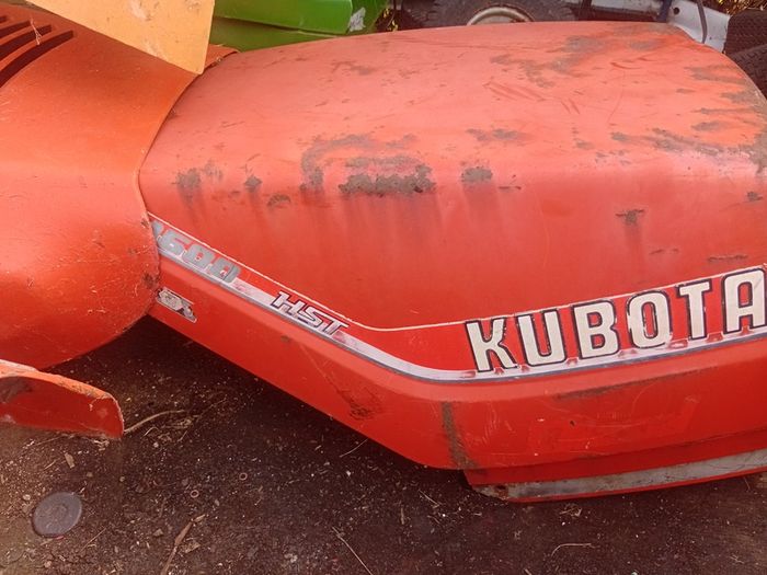 Two Kubota bonnets x 2