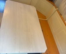 Corner bench and table