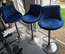 Kitchen counter stools
