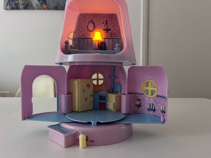 night light teddy bear house