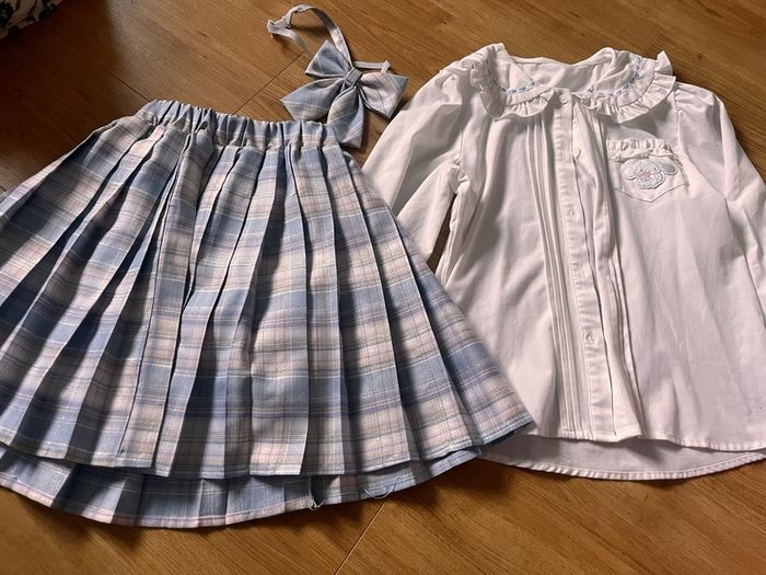 Girl JK top and skirt 9-10 YO