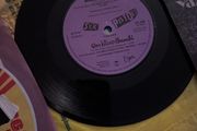 Collection of vinyl 7" 45's