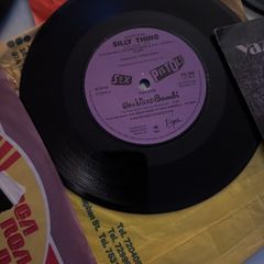Collection of vinyl 7" 45's