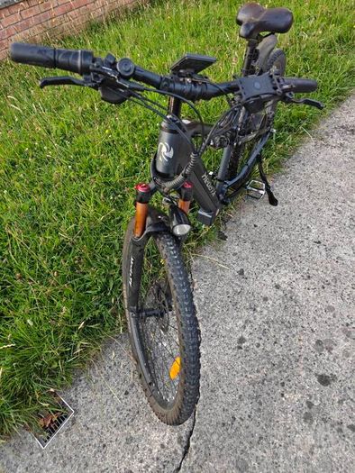Electric mountain bike