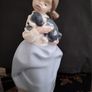 Vintage Nao by Lladro. Girl holding Sleepy Puppy. 1987.  #1029 Image 7
