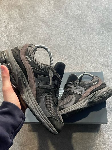 New balance 2002r