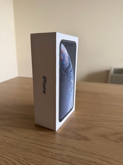 Iphone 10 R  (XR- 128GB - Black)