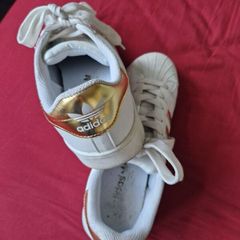 Adidas Superstar