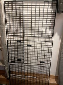 Extendable Fireguard c/w Wall Bolts