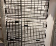 Extendable Fireguard c/w Wall Bolts