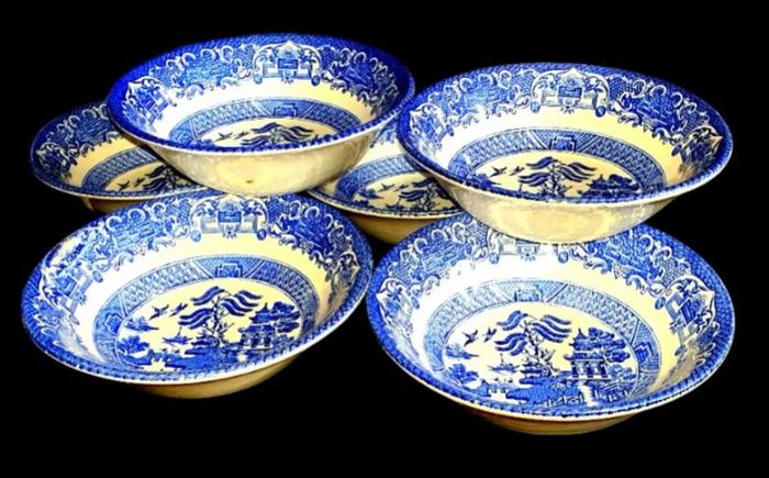 6 Vintage EIT Blue Willow Bowls-Pristine