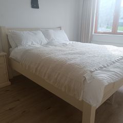 King size bed & matching lockers
