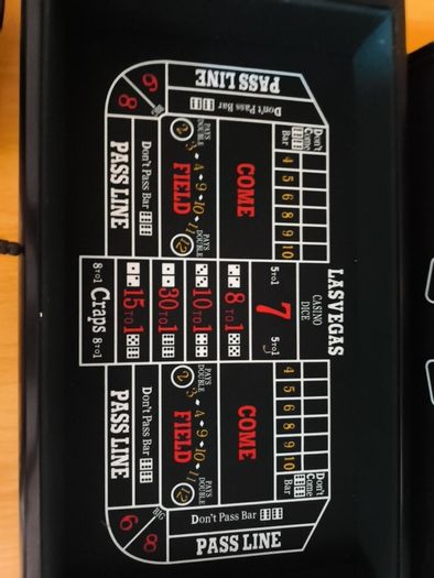 3 in 1 Casino House - Craps, Roulette, BlackJack