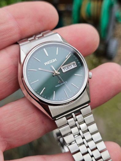 Watch Ricoh Riquartz. Vibtage.