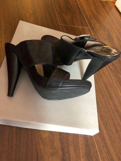 Michael Kors shoes new ,size 7M