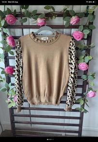 jumper bnwt one size tan jumper with frilled collar