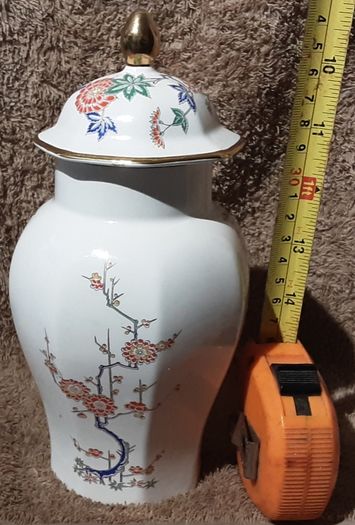 Art collection by Arklow pottery 2