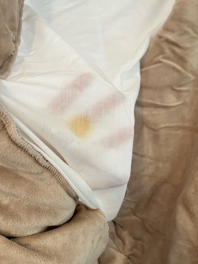Beige velvet baby cot bumper