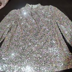 chi chi  London top