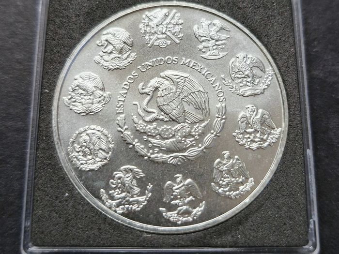 2010 Mexico Libertad 1 Oz .999 Silver Unc Coin