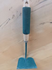 Bird Table Scraper