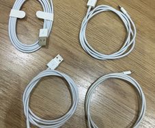 Apple  Original Lightning to USB cable